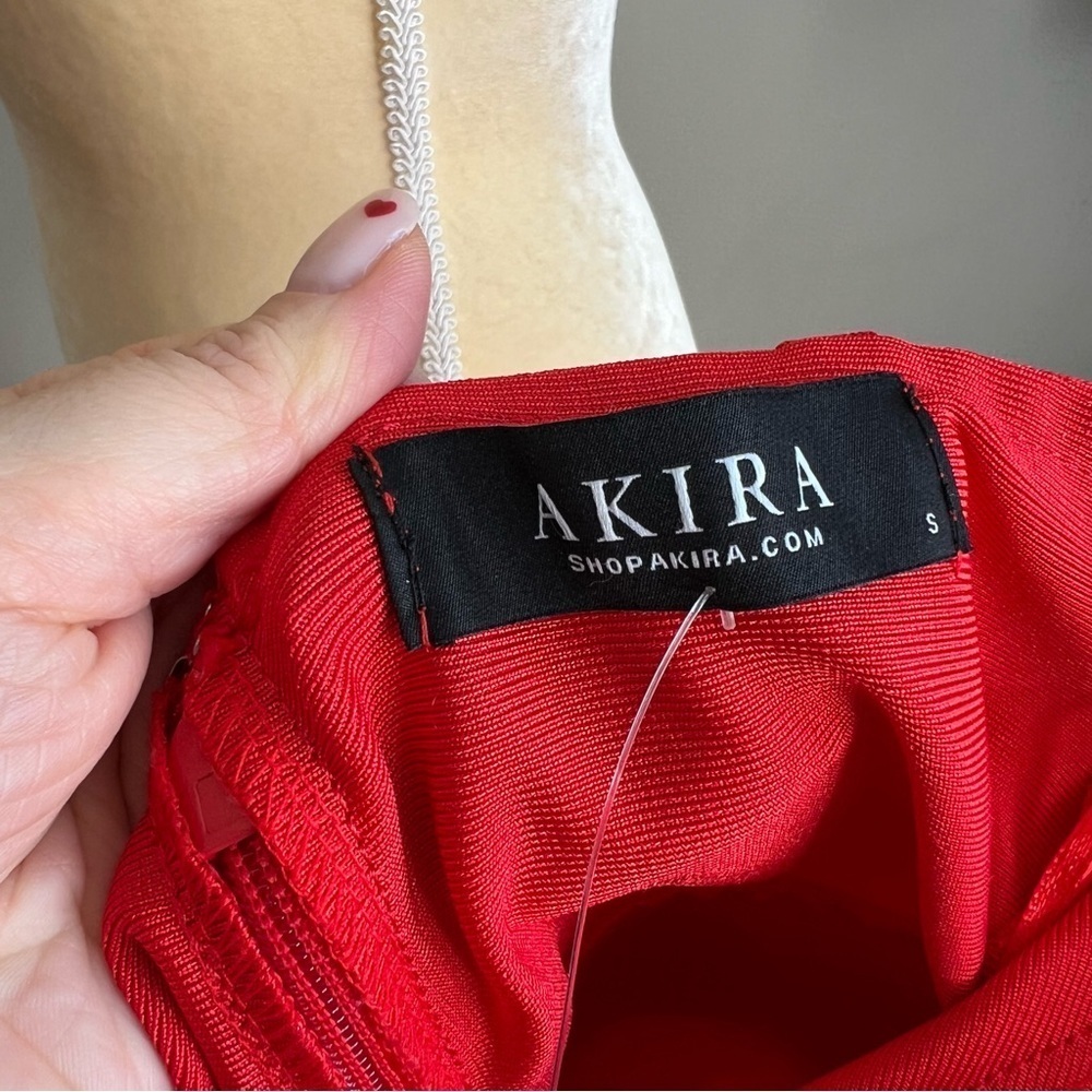 Akira dress - Picture 2 of 5